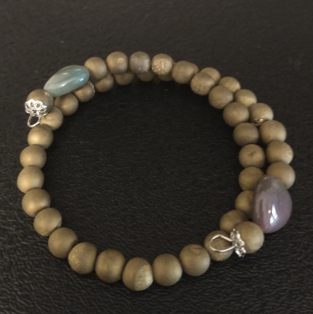 Handmade bracelet - Picture 5 of 8